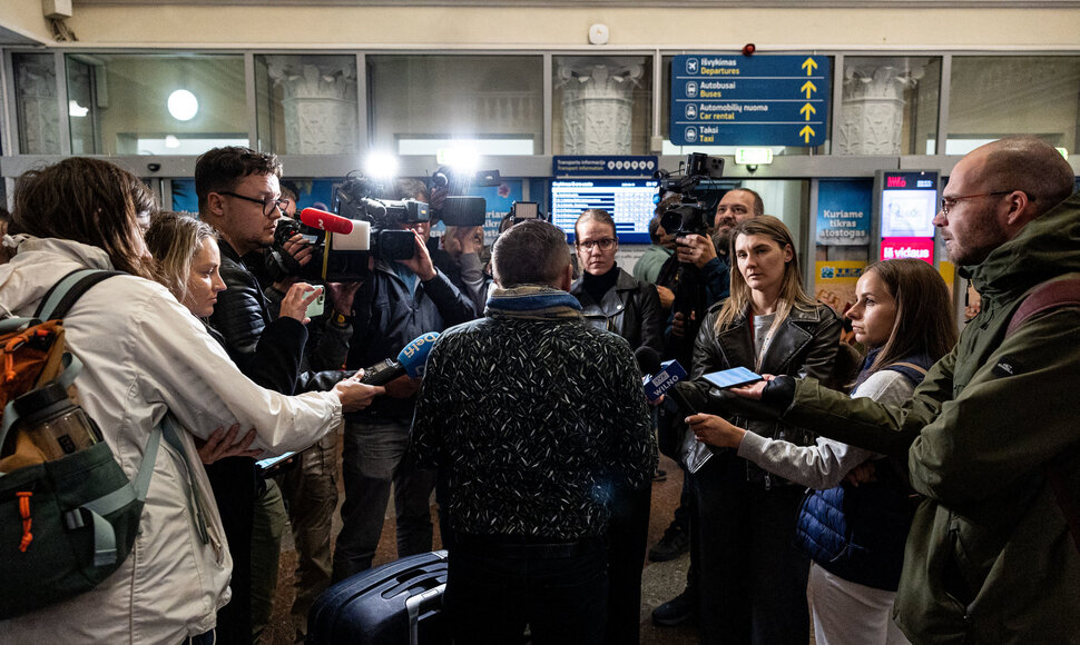 Grįžo i&scaron; Izraelio evakuoti lietuviai