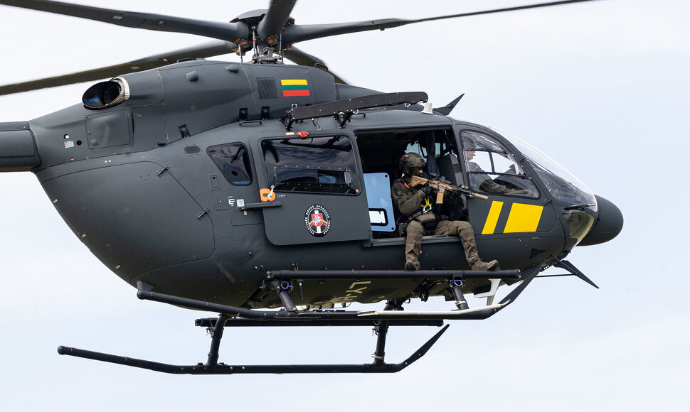 Naujų VSAT sraigtasparnių pristatymas