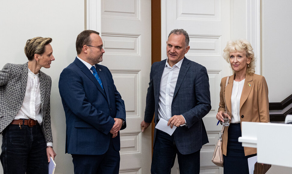 Gintarė Masteikaitė, Mindaugas Kvietkauskas, Ridas Jasulionis, Jolanta Karpavičienė