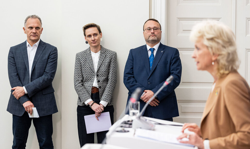 Ridas Jasulionis, Gintarė Masteikaitė, Mindaugas Kvietkauskas