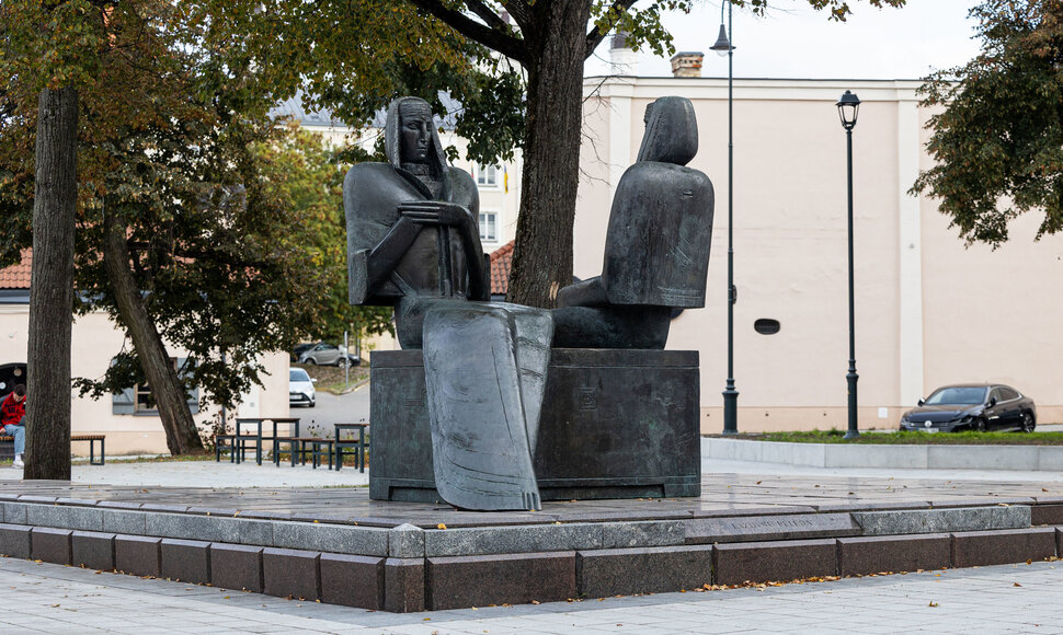 Lazdynų Pelėdos skveras