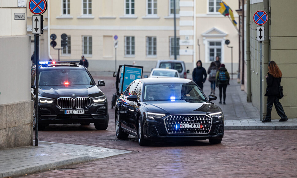 Prezidentas ir Ministrė Pirmininkė atvyko į Prezidentūrą