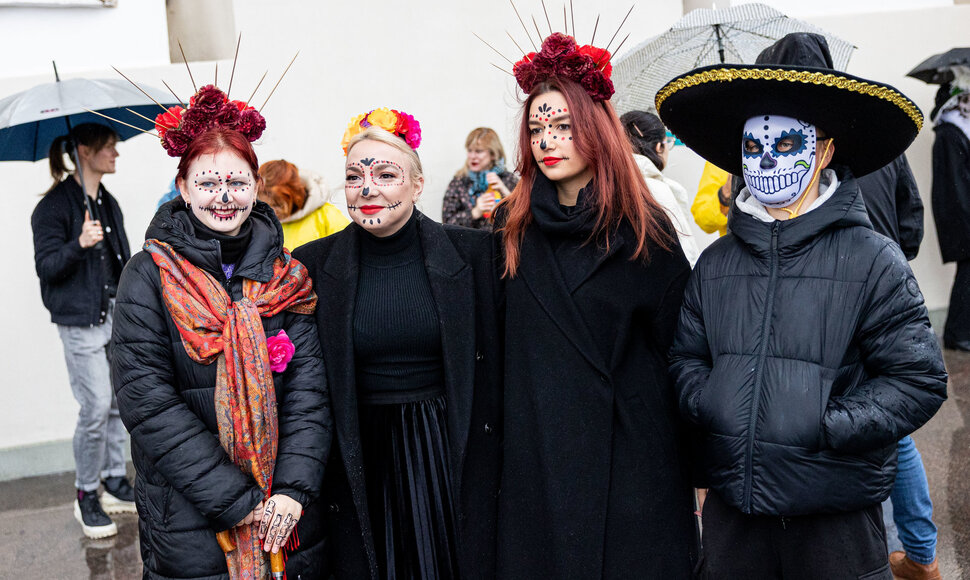 D&iacute;a de Muertos eisena Vilniuje