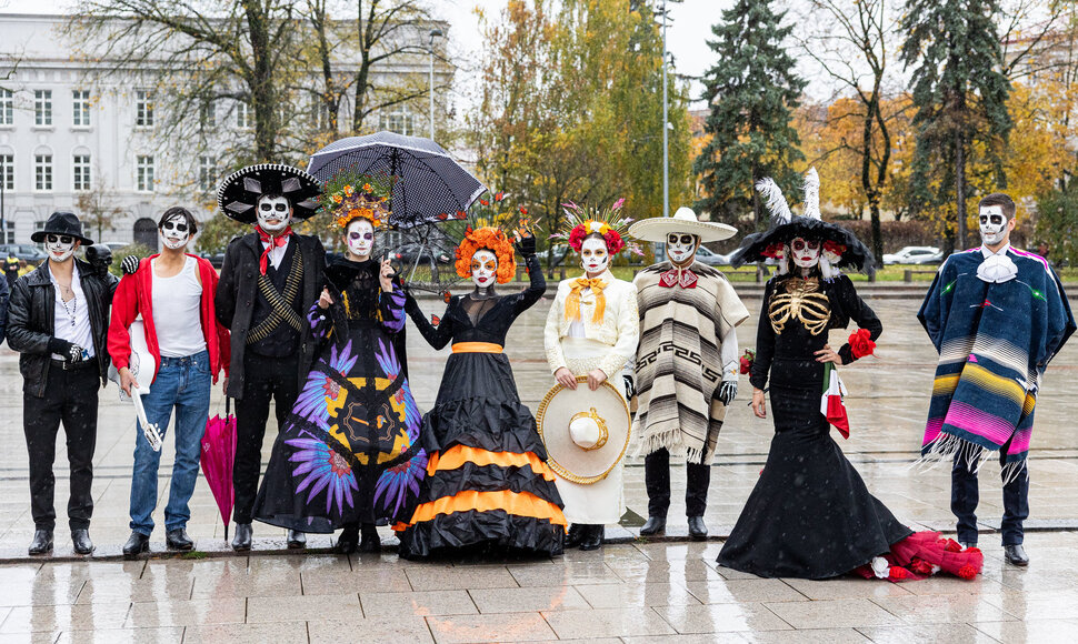 D&iacute;a de Muertos eisena Vilniuje