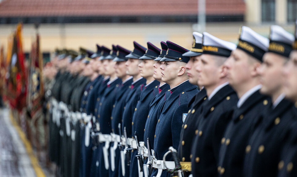 I&scaron;kilminga Kra&scaron;to apsaugos ministrų pasikeitimo ceremonija