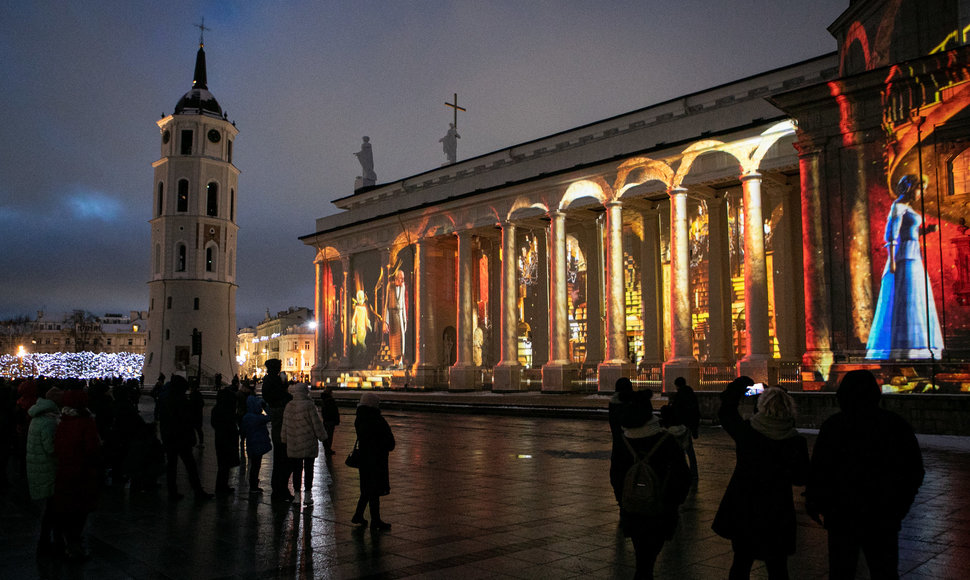 Kalėdų pasaka – „Kalėdų giesmė“ 