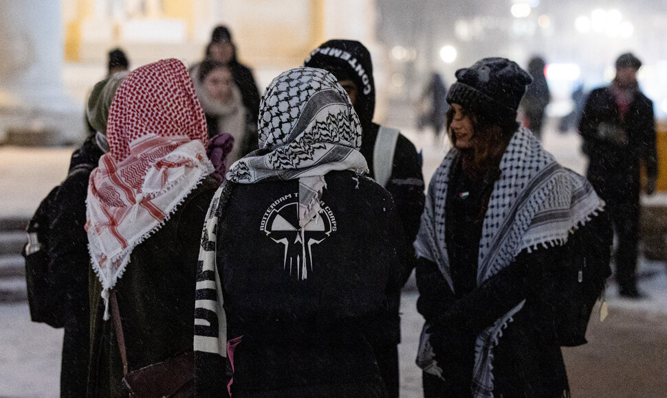 Protestas prie&scaron; nusikaltimus žmoni&scaron;kumui Palestinoje