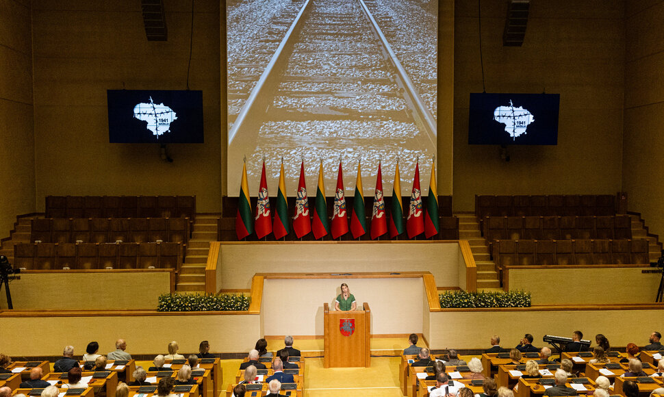 Gedulo ir vilties bei Okupacijos ir genocido dienų minėjimas Seime