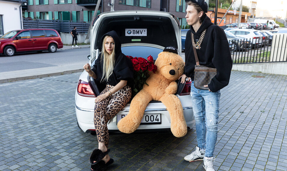 Karinos Paninos showroom atidarymas