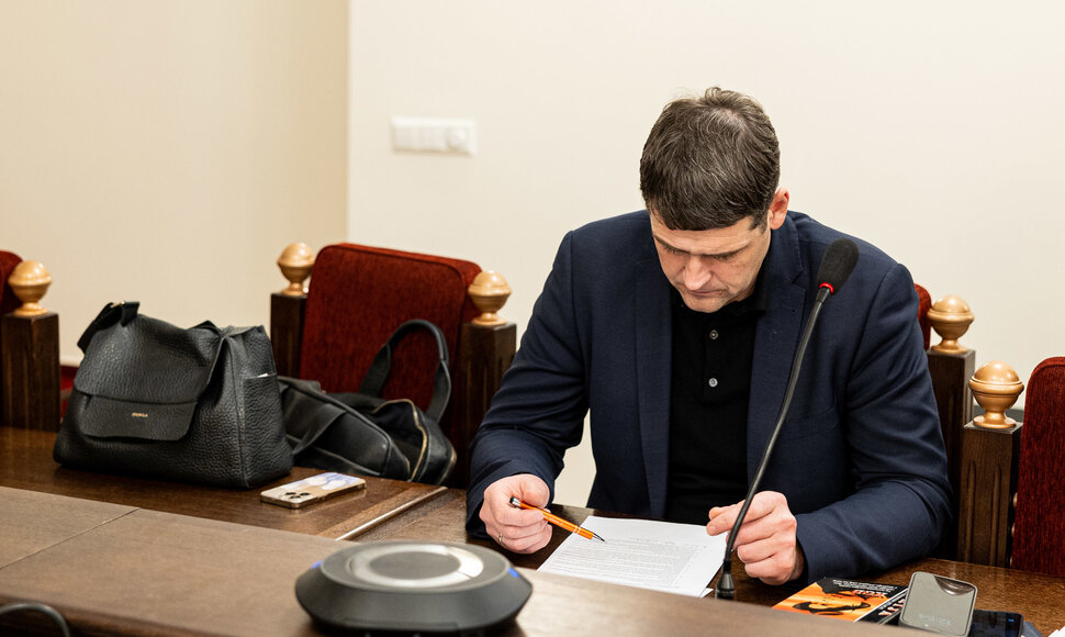 Toliau nagrinėjama Remigijaus Žemaitaičio byla dėl neapykantos kurstymo prieš žydus