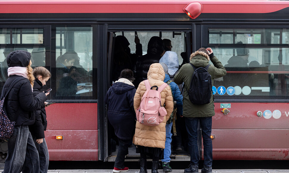 Vilniaus vie&scaron;asis transportas
