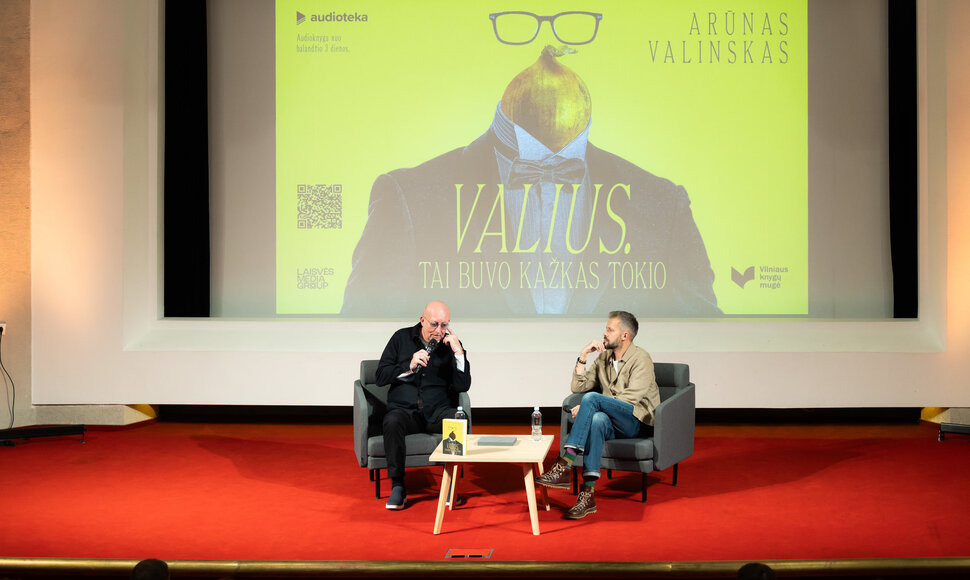 Arūnas Valinskas, Andrius Tapinas