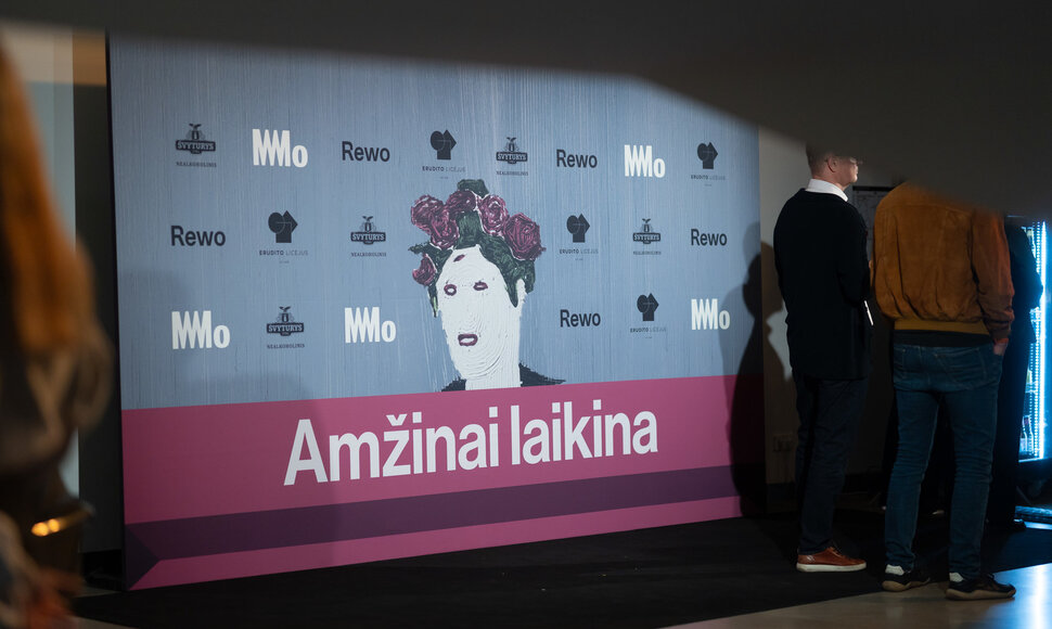 MO muziejaus didžiosios parodos &bdquo;Amžinai laikina&ldquo; i&scaron;ankstinė peržiūra