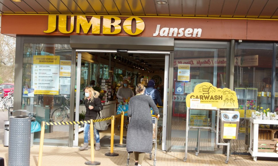 Nyderlandų prekybos tinklo „Jumbo“ parduotuvė