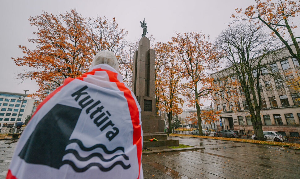 Kauniečių pilietinė meninė akcija „Aš (at)stovėsiu iki galo. O Tu?“