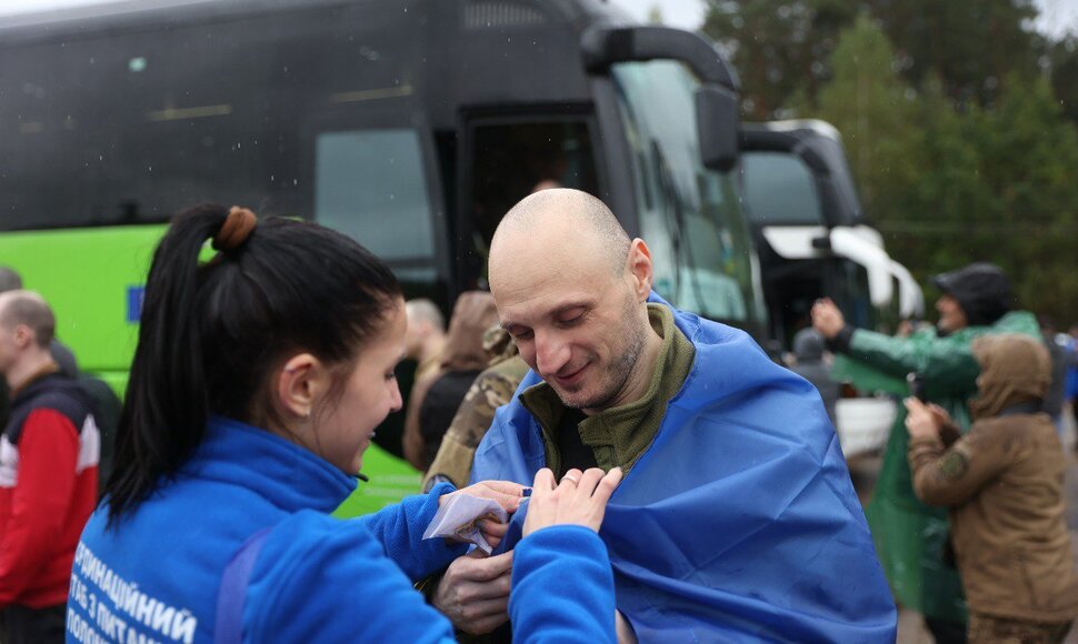 I&scaron; nelaisvės Rusijoje i&scaron;gelbėti karo belaisviai ukrainiečiai