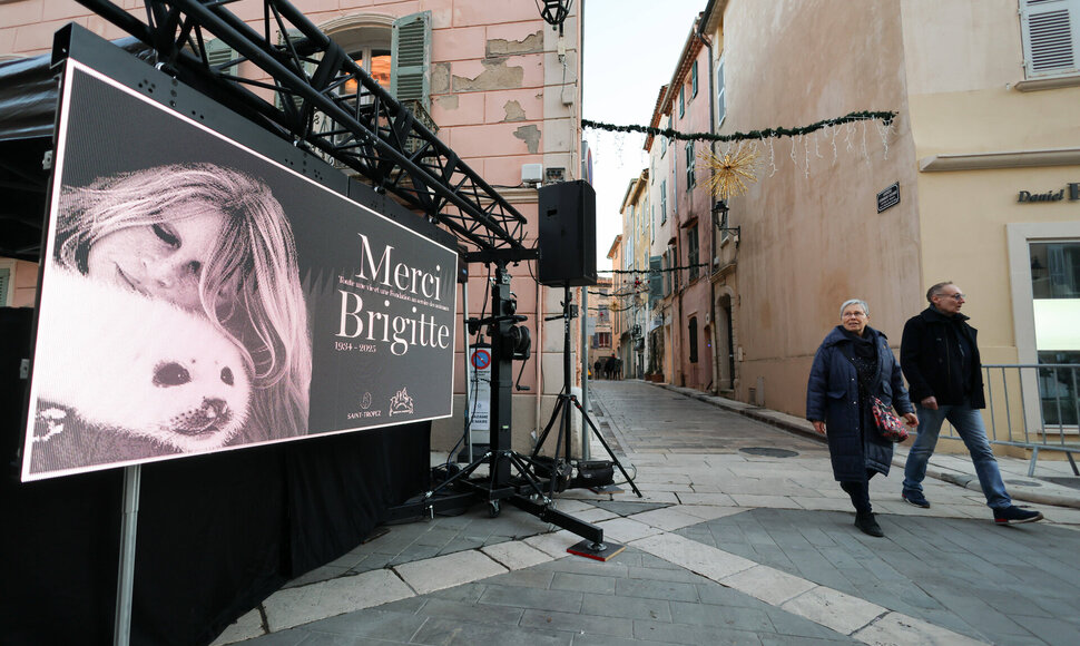 Brigitte Bardot laidotuvės Sen Tropeze