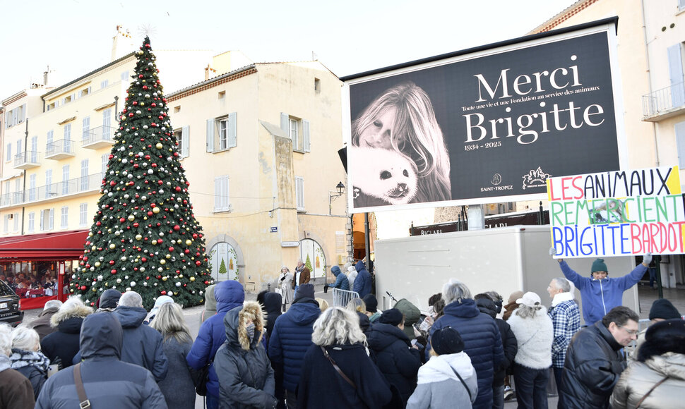 Brigitte Bardot laidotuvės Sen Tropeze