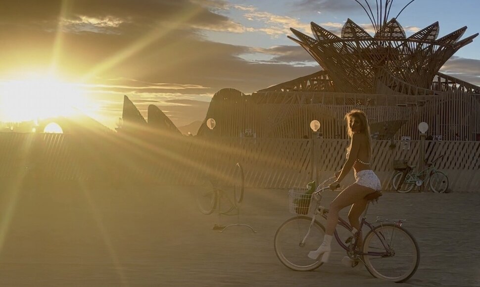 Jolanta Leonavičiūtė festivalyje &bdquo;Burning Man&ldquo;