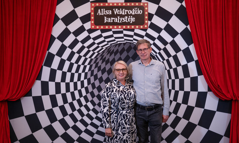 NKDT premjera &bdquo;Alisa Veidrodžio karalystėje&ldquo;