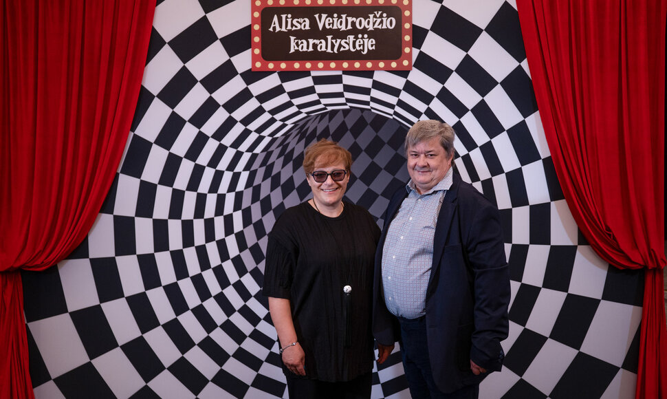 NKDT premjera &bdquo;Alisa Veidrodžio karalystėje&ldquo;