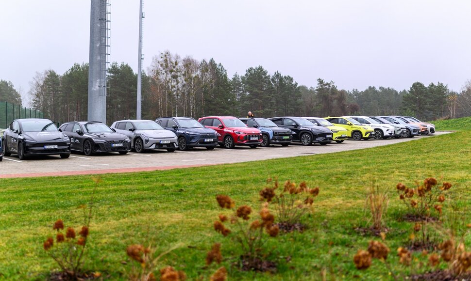 „Metų automobilis 2026“ konkurso akimirkos