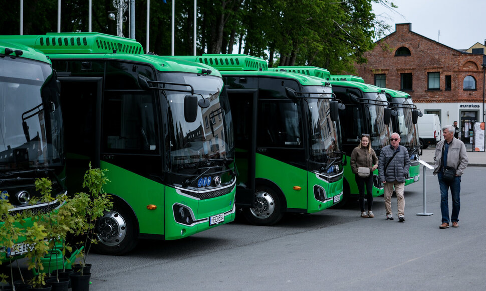 Į Kretingos rajono gatves išrieda 10 naujų elektrinių autobusų