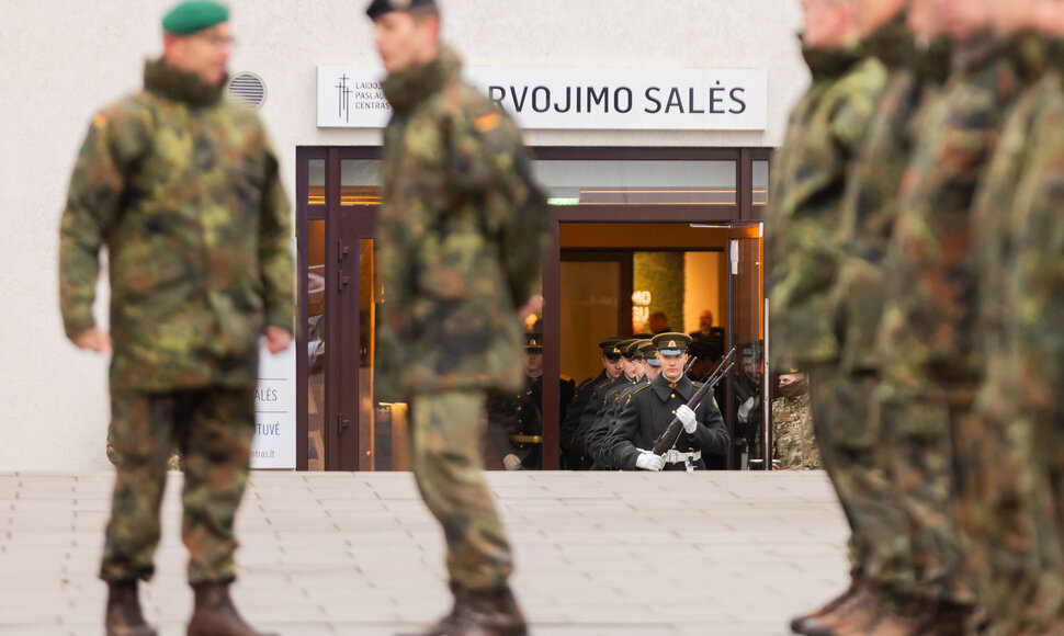 Atsisveikinimo ceremonija su Lietuvoje mirusiu Belgijos kariu