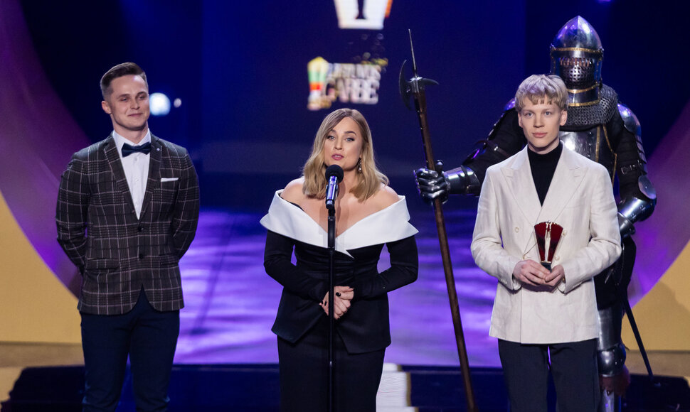Mantas Kazmiruk, Inga Jankauskaitė, Adomas Vy&scaron;niauskas