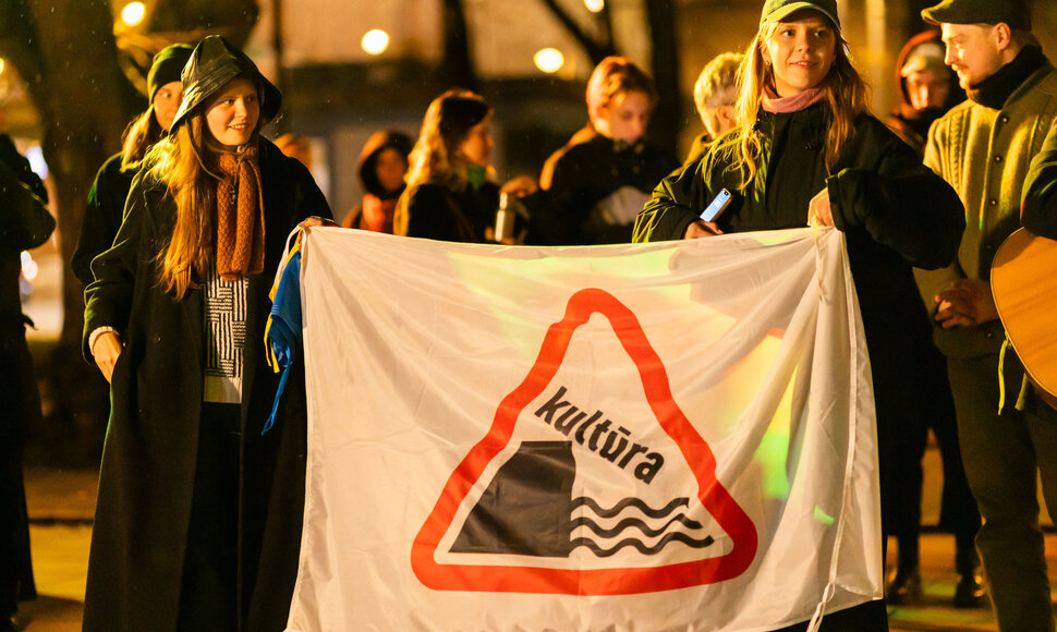 Kultūros bendruomenės dainuojantis protestas