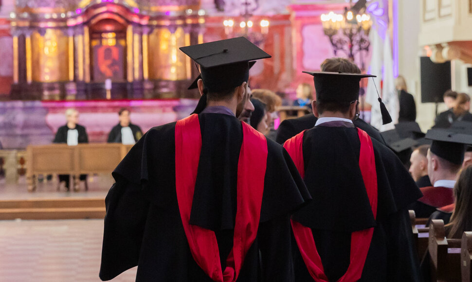 Vilniaus universiteto diplomų teikimas