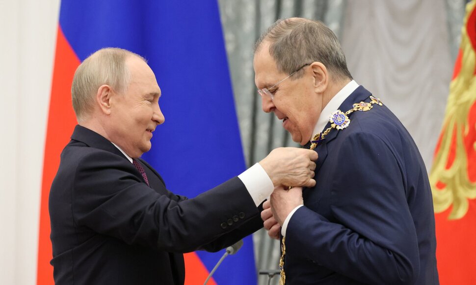 Vladimiras Putinas, Sergejus Lavrovas
