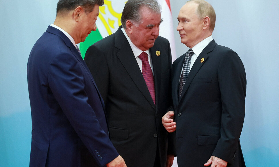Xi Jinpingas, Emmomalis Rahmonas, Vladimiras Putinas