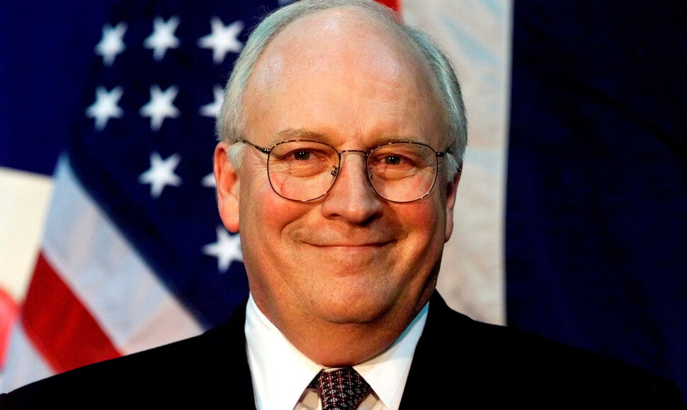 Dickas Cheney, 2000 m.