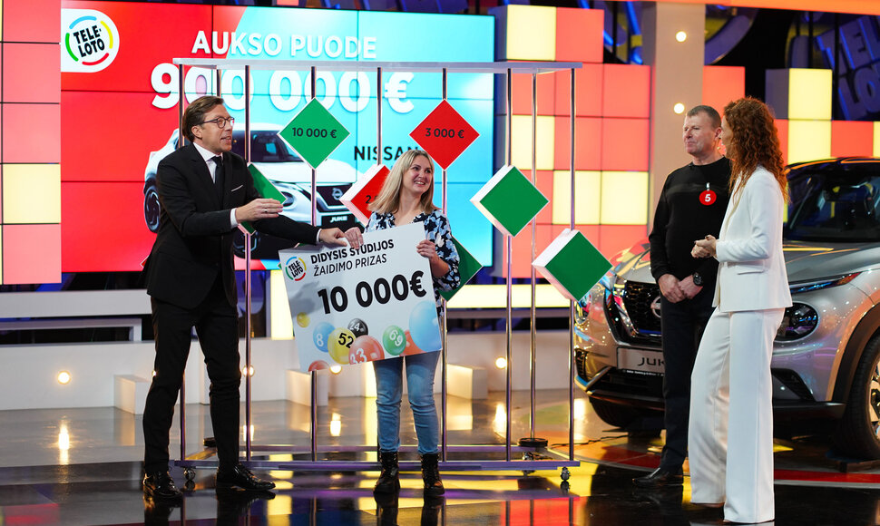 10000Eur laimėjusiai Sandrai i&scaron; Kauno, bilietą padovanojo vyras