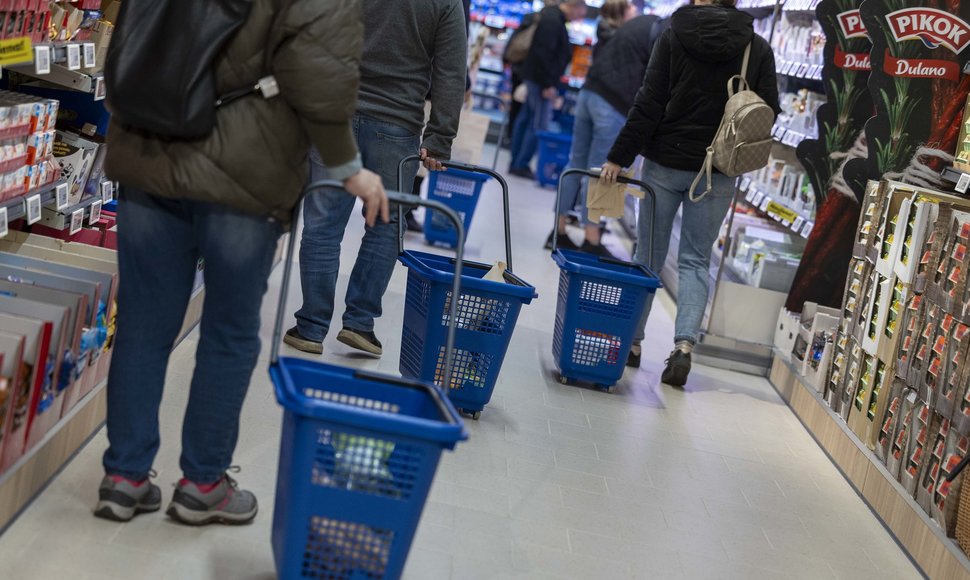 Dažnai vartojamų prekių krepšelis – pigiausias „Lidl“ prekybos tinkle