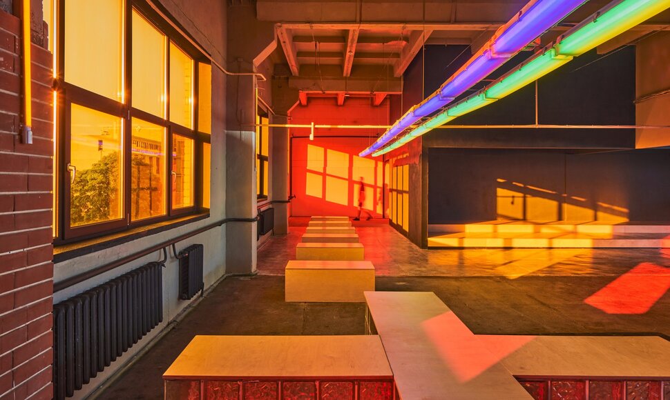 Giedrės Datenytės prane&scaron;imo iliustracija. &bdquo;Gallery 1986&ldquo; interjeras, WALL architektai