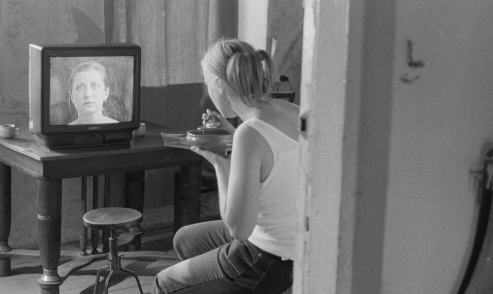 Filmo &bdquo;Aktas&ldquo; (rež. J.Lapinskaitė, 2000 m.) kadras