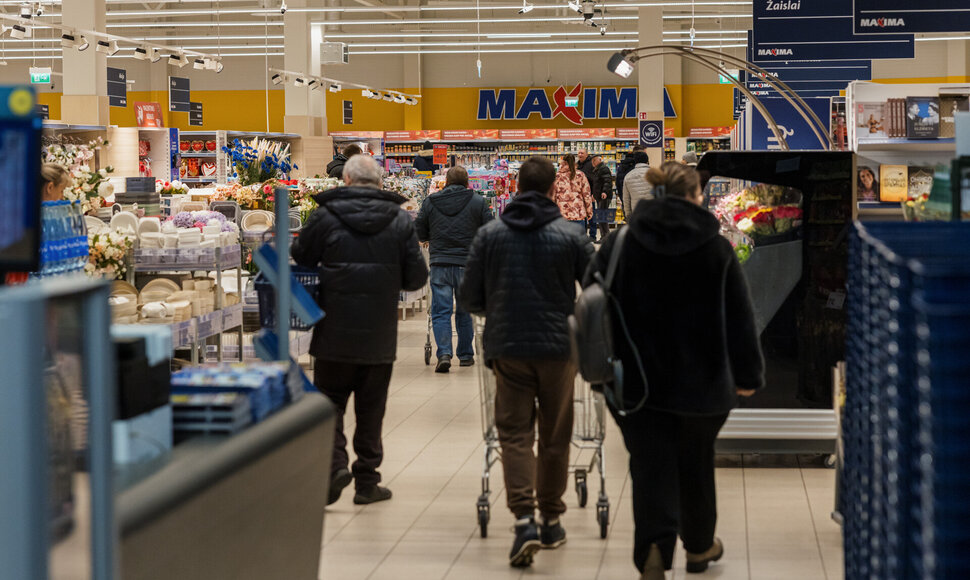Pirkėjai MAXIMOJE