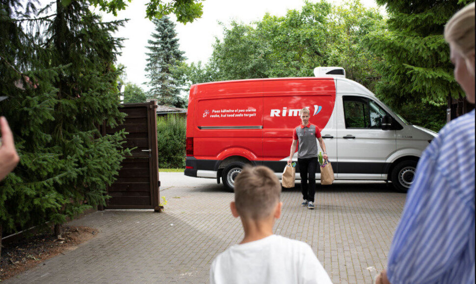 „Rimi“ e. parduotuvėje – net iki 40 % nuolaidos ilgiau galiojantiems produktams
