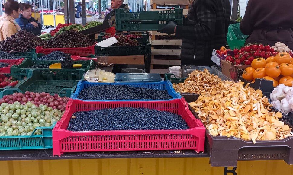 Kalvarijų turgus, mėlynės, voveraitės