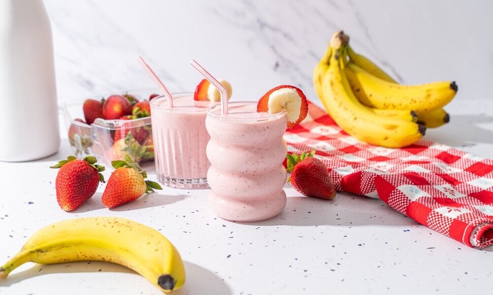 Bananai ir braškės