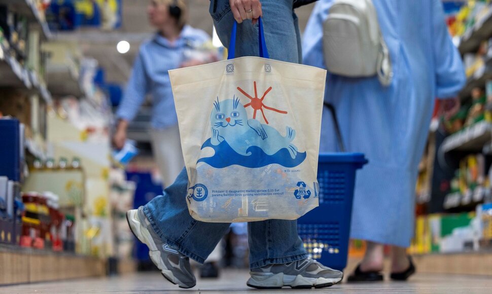 Prisidėti prie ruonių i&scaron;saugojimo ir toliau galės kiekvienas: už nupirktą mai&scaron;elį &ndash; &bdquo;Lidl Lietuva&ldquo; parama Baltijos jūros ruoniams