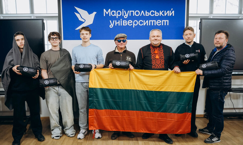 Ukrainos universitetams – daugiau nei 8 tūkst. eurų, 500 antklodžių, akumuliatoriai ir kita svarbi parama