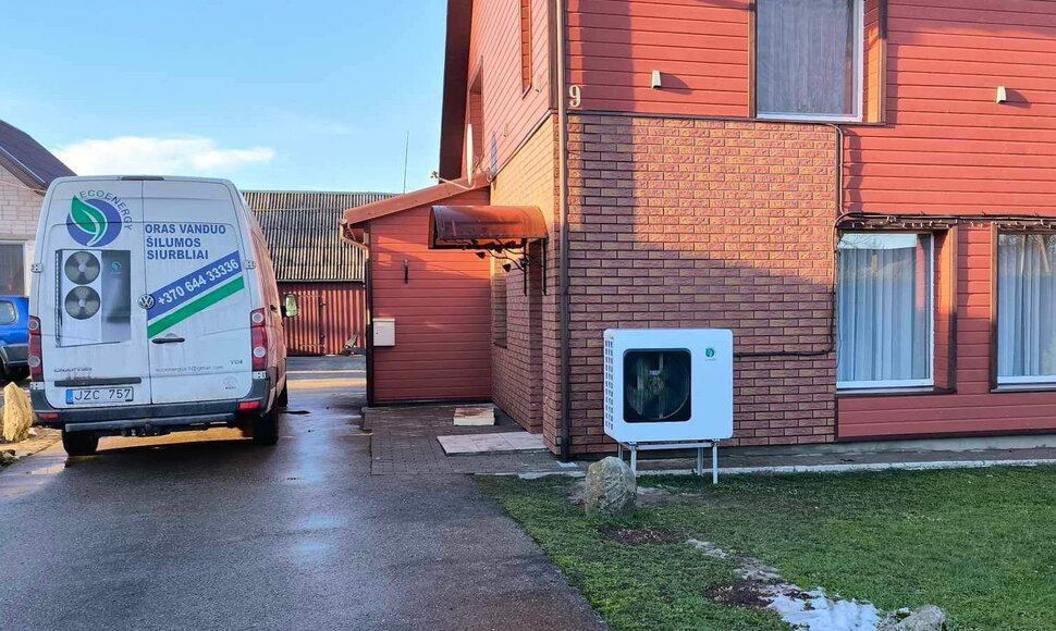 Palankus metas seną katilą keisti nauju &scaron;ilumos siurbliu