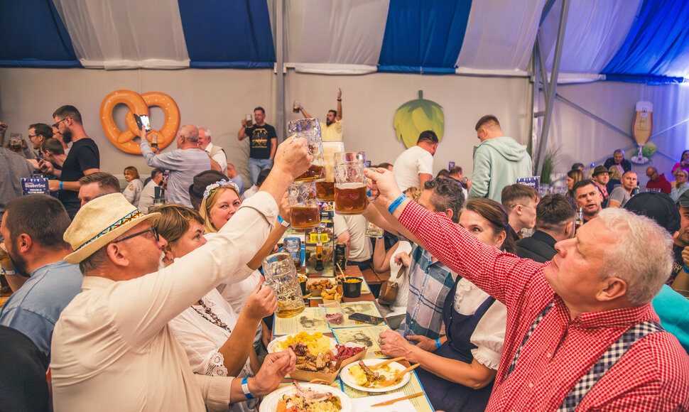 Rugsėjį į Kauną grįžta bavari&scaron;kos tradicijos: kas laukia &scaron;e&scaron;tajame &bdquo;Oktoberfeste&ldquo;?