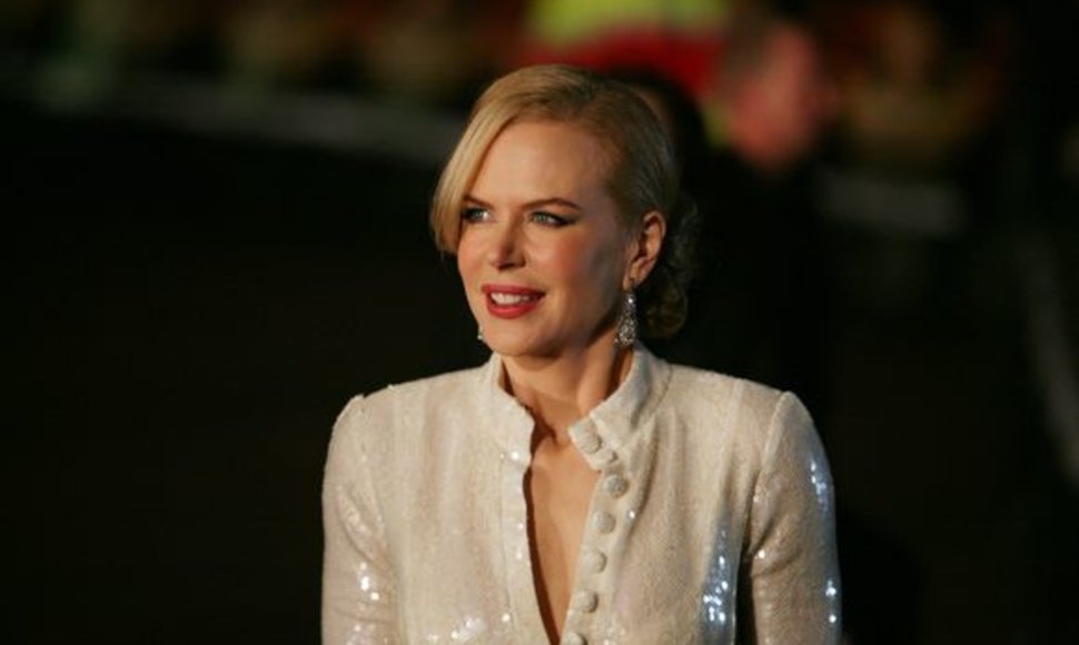 41 metų Nicole Kidman 