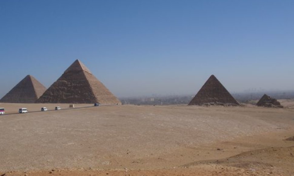 Giza piramidės