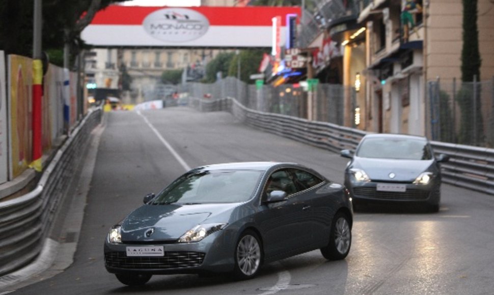 Renault Laguna Coupe