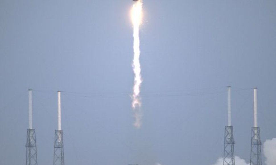 Atlas V raketa pakilo į Mėnulį